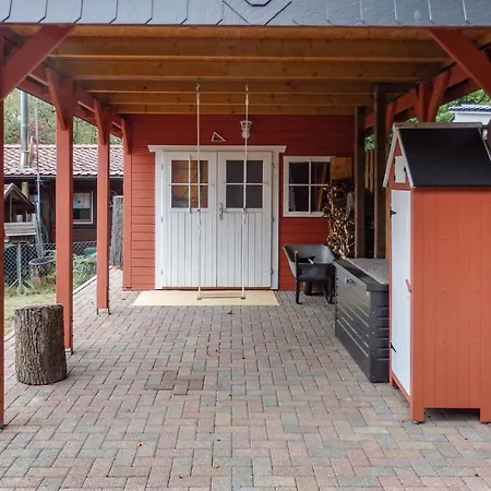 2 Bedroom Awesome In Casa vacanze Staufenberg (Lower-Saxony)